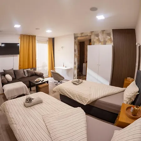Apartment Good Mood & Parking 2 *