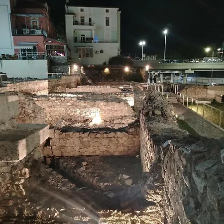 Good Mood & Parking 2 דירה *