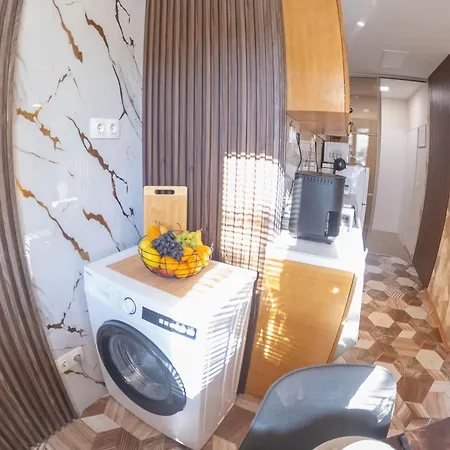 Apartment Good Mood & Parking 2 *