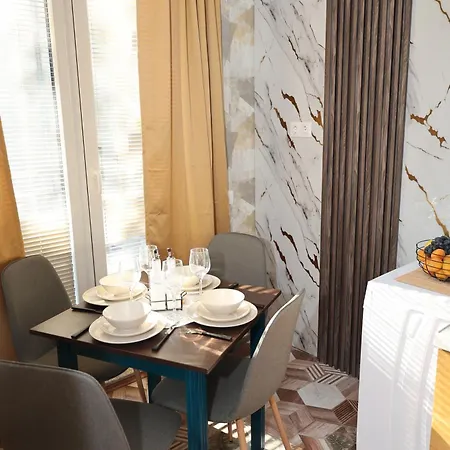 Good Mood & Parking 2 Apartmán