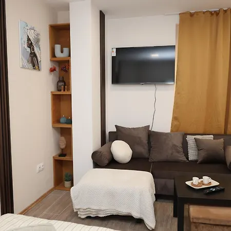 Good Mood & Parking 2 Apartmán