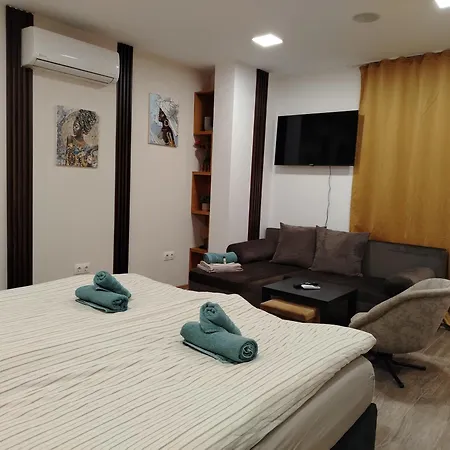 Good Mood & Parking 2 Plovdiv